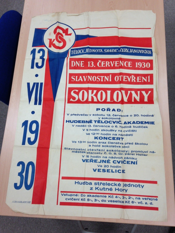 Plakát k slavnostnímu otevření sokolovny v roce 1930.