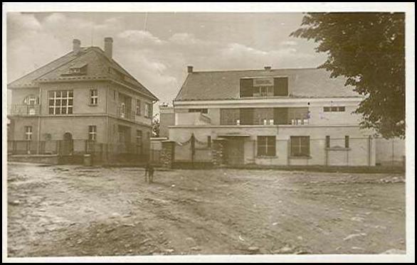 Sokolovna v roce 1935.